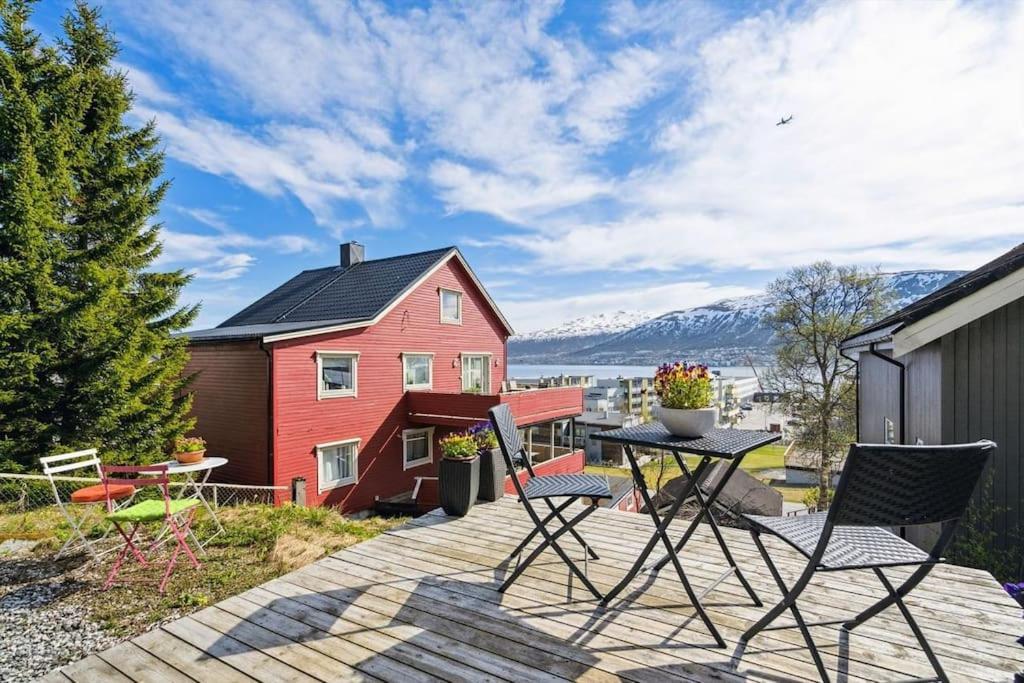 Cozy Little House In Tromso City Bagian luar foto